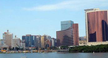 賭場暂停半月 澳门经济收缩48.7%博彩受挫逾6成