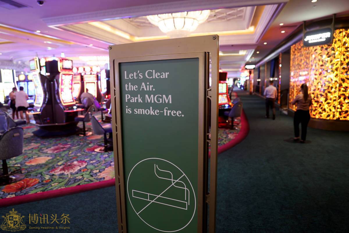 Organization urges gaming association to adopt casino smoking bans