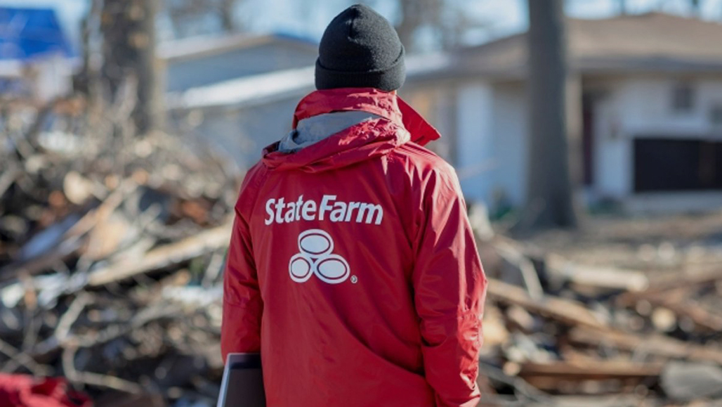 据报导，State Farm Insurance 计划在拉斯维加斯举办 100 周年庆典